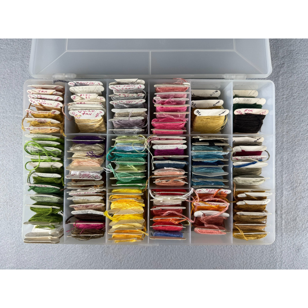 Lot of 100+ Vintage DMC Embroidery Floss Thread on Bobbins Multi Color in Box